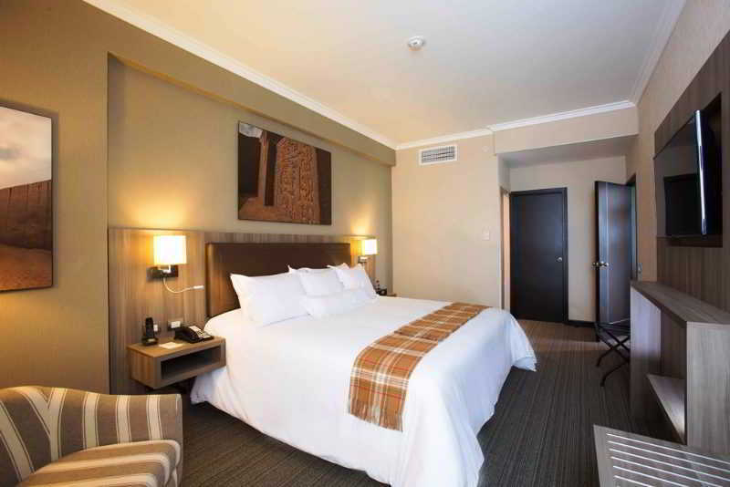 Casa Andina Premium Trujillo Hotel Encalada Ngoại thất bức ảnh